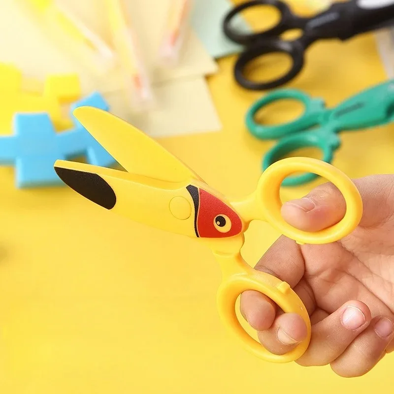 Ciseaux en plastique pour enfa - Art Craft Easy With Paper avis et prix